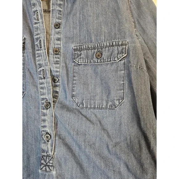 Lot Of 2 Old Navy Lightweight Denim Blue Long Sleeve Button Shirt Women's Small - Picture 4 of 16